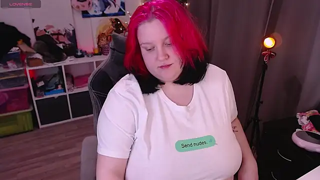 Snapshot of lissamuff chatting on 7, 3, 2025 lissamuff online show from 7, 3, 2025