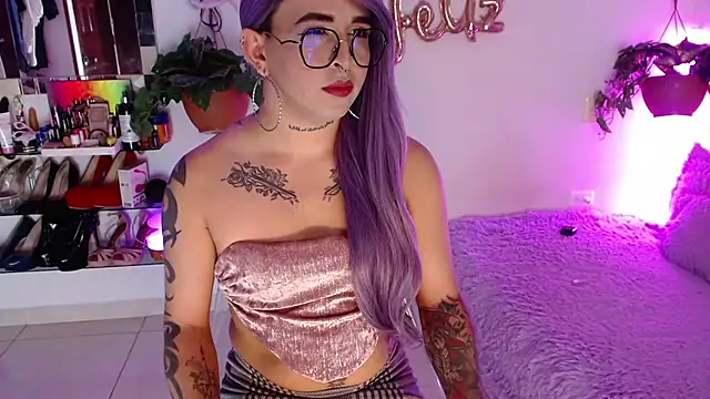 Snapshot of Laveneno_ortiz07 chatting on 9, 10, 2025 Laveneno ortiz07 online show from 9, 10, 2025