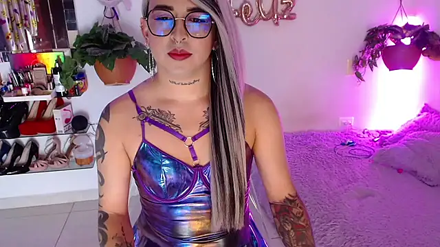 Snapshot of Laveneno_ortiz07 chatting on 11, 11, 2025 Laveneno ortiz07 online show from 11, 11, 2025