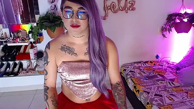 Snapshot of Laveneno_ortiz07 chatting on 20, 11, 2025 Laveneno ortiz07 online show from 20, 11, 2025