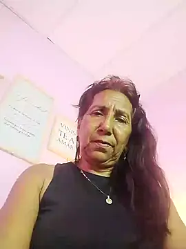 Snapshot of SWEET_LOVER01 chatting on 8, 12, 2024 SWEET LOVER01 online show from 8, 12, 2024