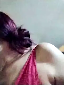 Snapshot of SWEET_LOVER01 chatting on 5, 2, 2025 SWEET LOVER01 online show from 5, 2, 2025