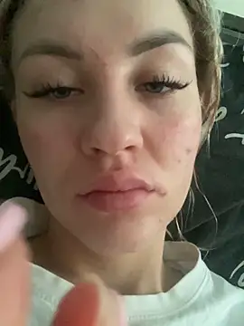 DreamGirl-777 online show from 19, 12, 2024