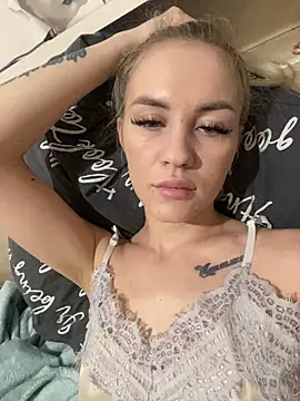 DreamGirl-777 online show from 8, 2, 2025