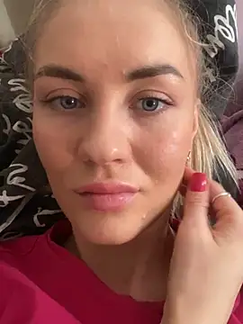 DreamGirl-777 online show from 6, 3, 2025