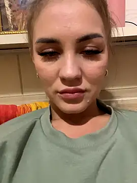 DreamGirl-777 online show from 14, 9, 2025