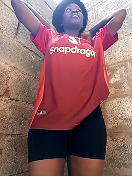 Snapshot of Swirly_blac chatting on 24, 11, 2025 Swirly blac online show from 24, 11, 2025