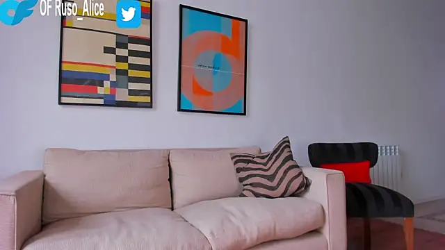 Snapshot of AliceSnowCatt chatting on 17, 1, 2025 AliceSnowCatt online show from 17, 1, 2025