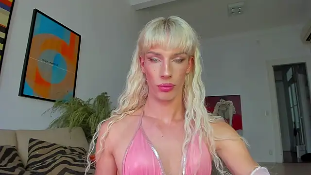 Snapshot of AliceSnowCatt chatting on 28, 2, 2025 AliceSnowCatt online show from 28, 2, 2025