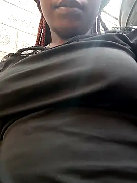 Snapshot of Sarie_sho chatting on 27, 2, 2025 Sarie sho online show from 27, 2, 2025