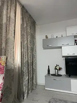 Snapshot of _adelle chatting on 7, 2, 2026 adelle online show from 7, 2, 2026