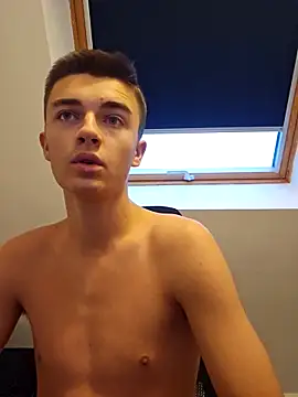 Snapshot of yanisyanisss chatting on 20, 12, 2025 yanisyanisss online show from 20, 12, 2025