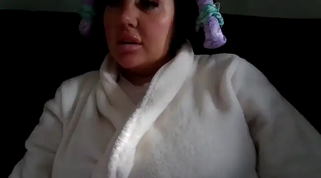 magical mia online show from 22, 2, 2025