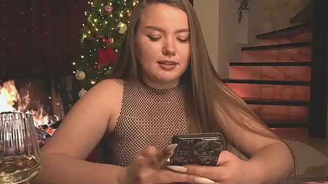 Snapshot of DaisyStacey chatting on 31, 12, 2024 DaisyStacey online show from 31, 12, 2024