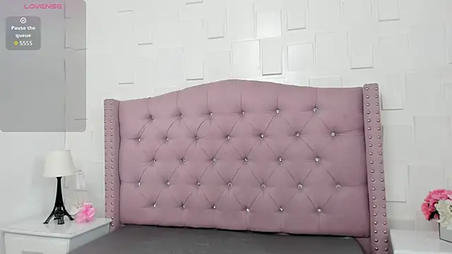 MonicaSchwartz online show from 18, 2, 2026