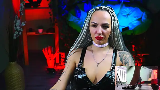 MonicaMaxwel online show from 17, 2, 2025