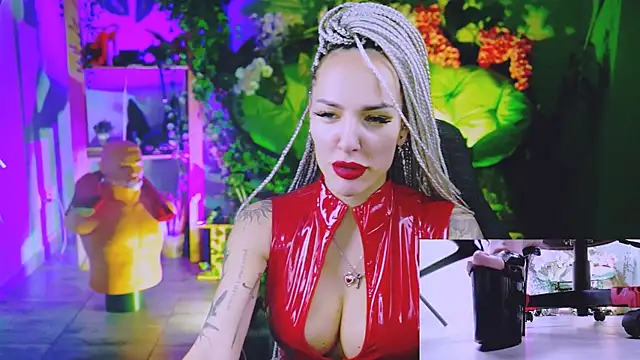 Snapshot of MonicaMaxwel chatting on 10, 1, 2026 MonicaMaxwel online show from 10, 1, 2026