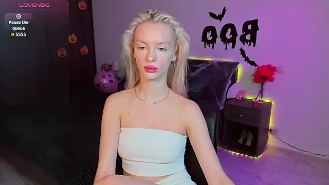 AleksaBlonde online show from 20, 10, 2025