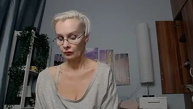 HelgaHimmell online show from 22, 1, 2025