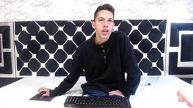 Snapshot of thiago19s chatting on 5, 1, 2026 thiago19s online show from 5, 1, 2026