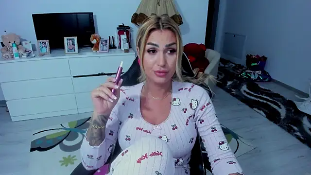 GlossyDiamondX online show from 29, 9, 2025