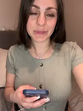 Snapshot of Loella-Rose chatting on 9, 3, 2025 Loella-Rose online show from 9, 3, 2025