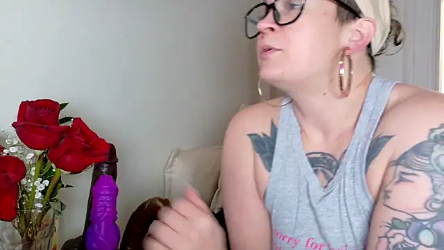 quinnmariexo online show from 24, 2, 2026