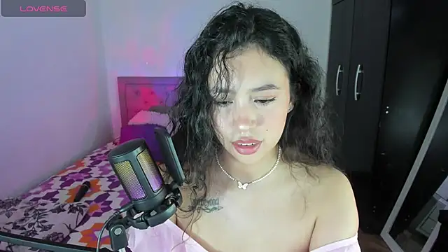 Snapshot of youpinkgirl_ chatting on 5, 11, 2025 youpinkgirl online show from 5, 11, 2025