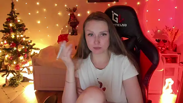 desperatehousewife   online show from 13, 1, 2025