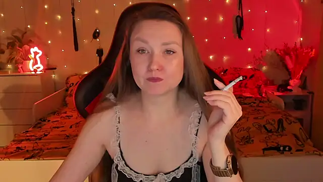 desperatehousewife   online show from 10, 10, 2025