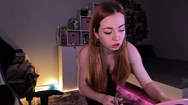 Snapshot of LinaWitch chatting on 16, 11, 2025 LinaWitch online show from 16, 11, 2025