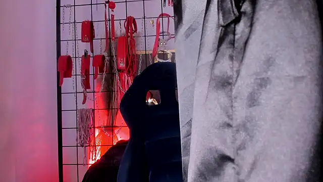 charrlotte quinn online show from 20, 1, 2025