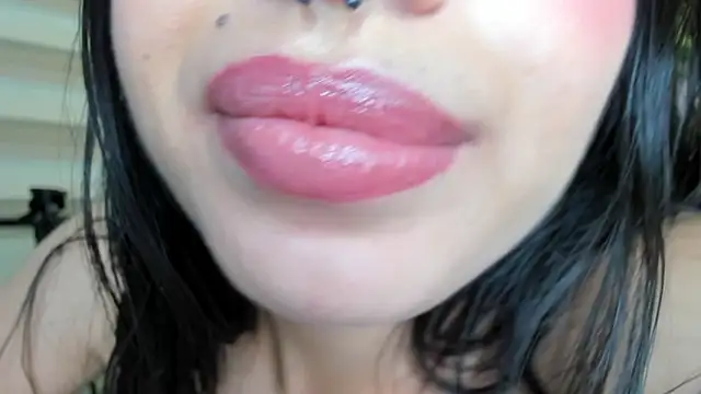 Snapshot of MiaaRose chatting on 20, 1, 2025 MiaaRose online show from 20, 1, 2025