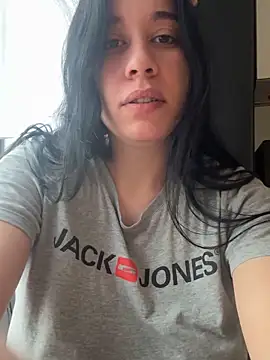 Snapshot of czruz chatting on 2, 12, 2025 czruz online show from 2, 12, 2025