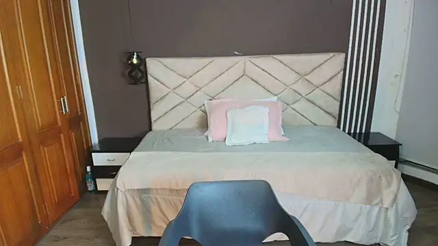 Raquel jones online show from 12, 3, 2025