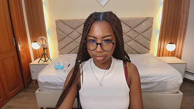 Raquel jones online show from 22, 3, 2026