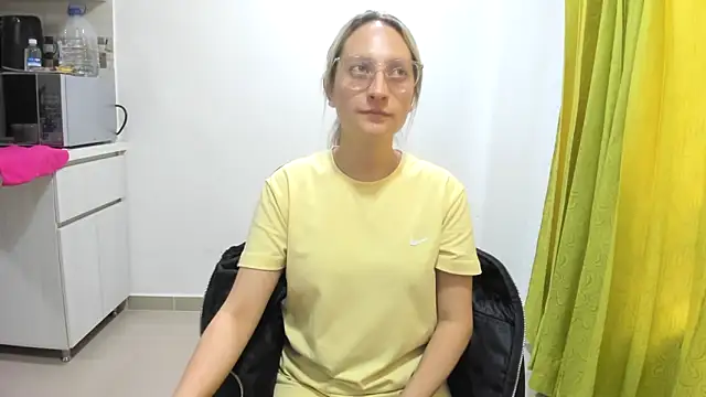 Snapshot of Adele_johnsonn1 chatting on 22, 12, 2024 Adele johnsonn1 online show from 22, 12, 2024