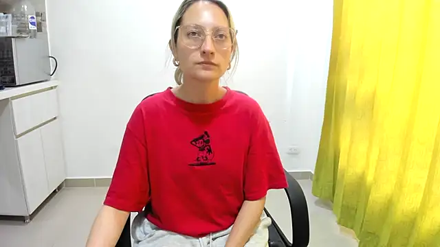 Snapshot of Adele_johnsonn1 chatting on 29, 12, 2024 Adele johnsonn1 online show from 29, 12, 2024