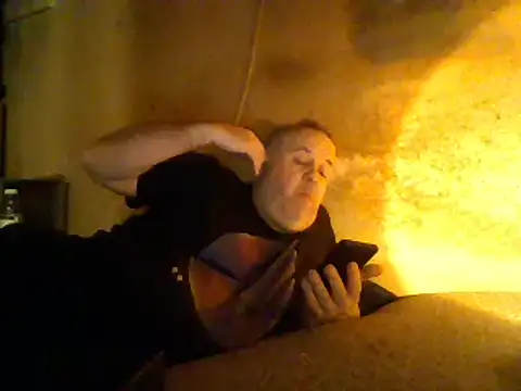 Nightshade7712 online show from 23, 2, 2025