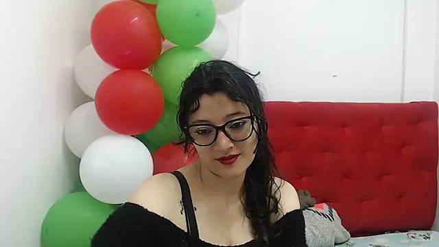 Snapshot of lunazulsj chatting on 8, 1, 2025 lunazulsj online show from 8, 1, 2025