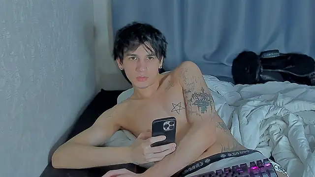 Snapshot of MarkBrowniii chatting on 4, 11, 2025 MarkBrowniii online show from 4, 11, 2025