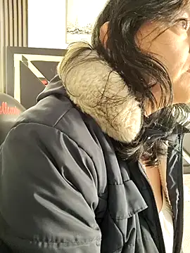 Natasha milf   online show from 3, 10, 2025