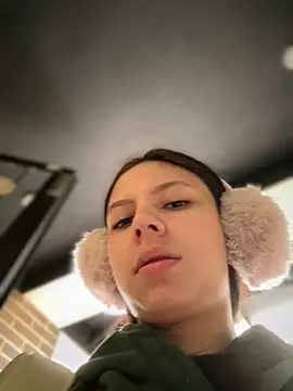 Bonniepark online show from 7, 10, 2025