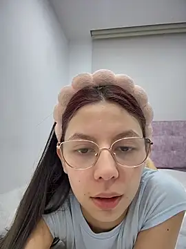 Bonniepark online show from 4, 3, 2026