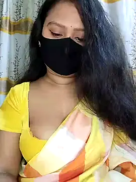 Idhika Paul online show from 18, 2, 2025