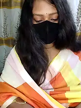 Idhika Paul online show from 19, 2, 2025