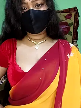 Idhika Paul online show from 1, 3, 2025