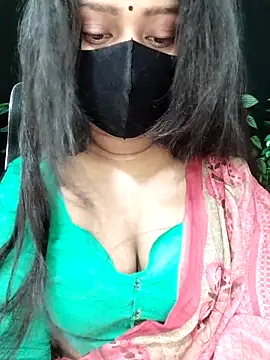 Idhika Paul online show from 30, 10, 2025