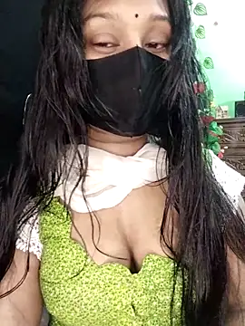 Idhika Paul online show from 31, 10, 2025