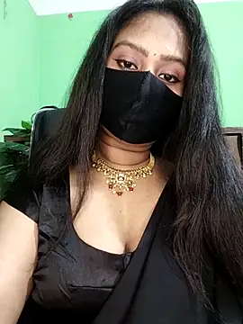 Idhika Paul online show from 13, 2, 2026